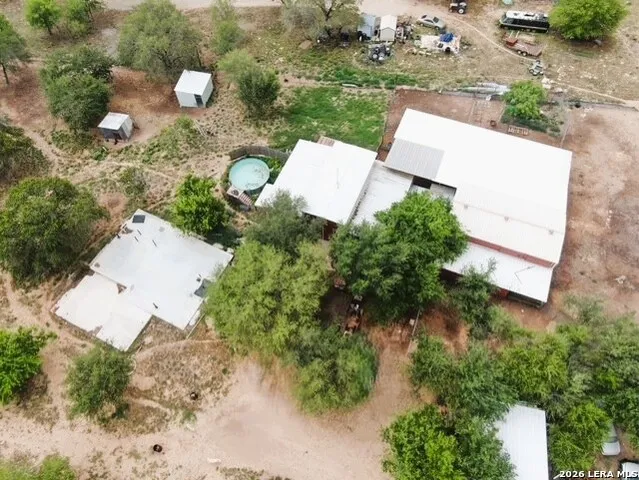 81 Stevens Rd Somerset, TX 78069